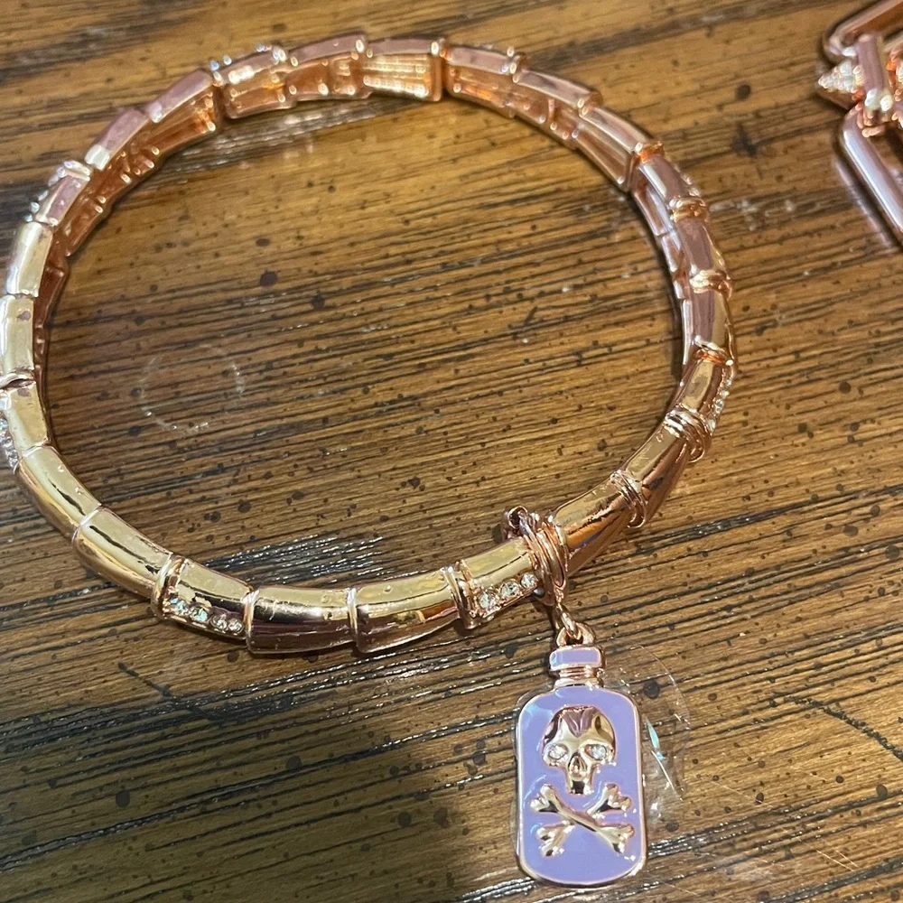 A Grave Glow Bomb Party Halloween 2025 Bracelet Stack ST64694 - Picture 6 of 6